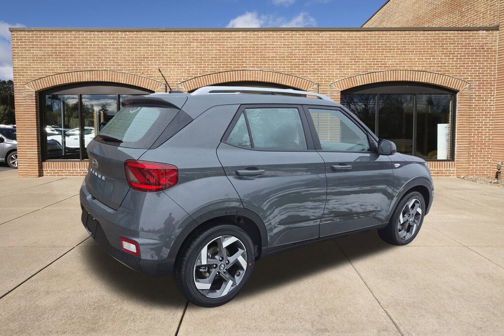 New 2026 Hyundai Venue SEL SUV