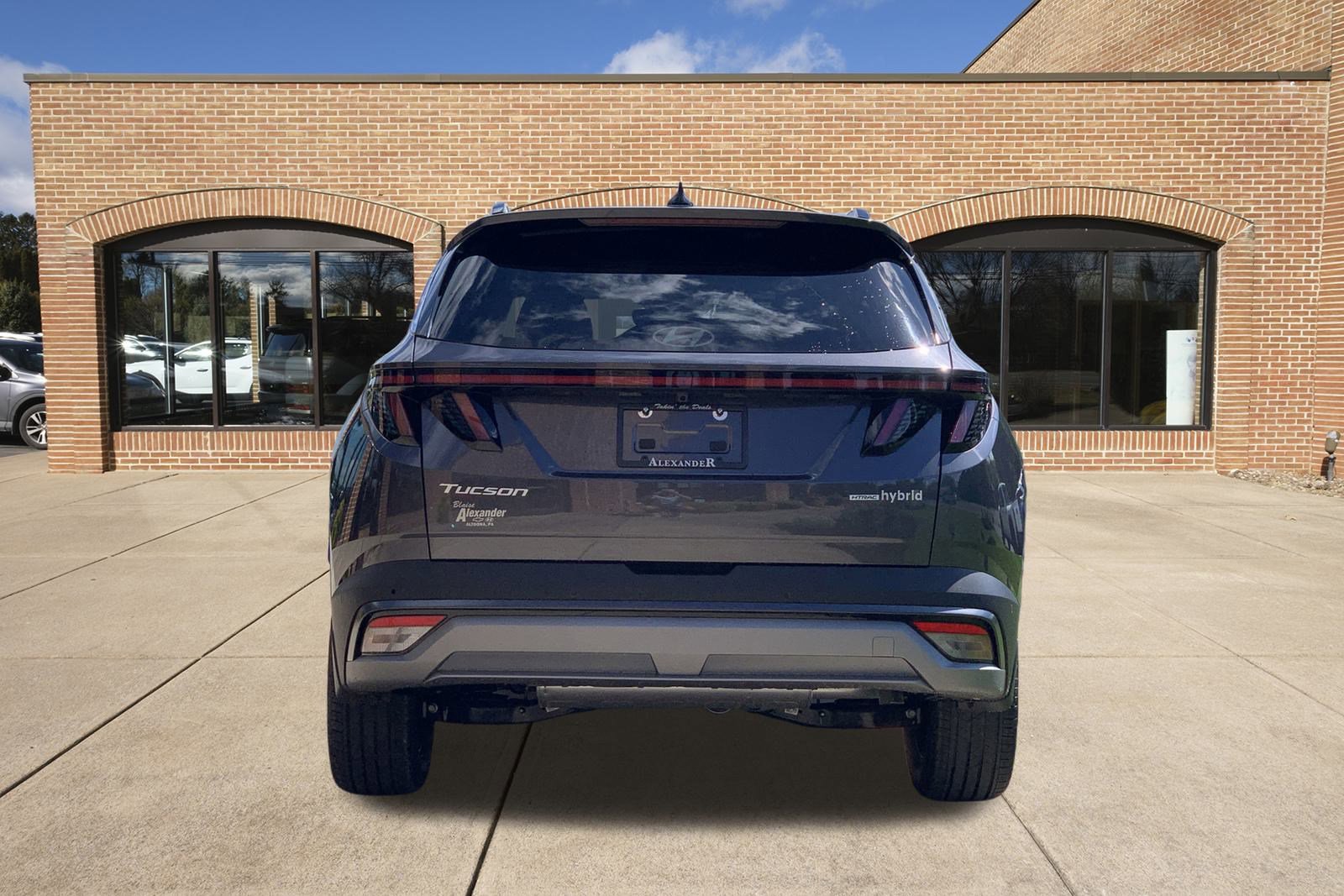2025 Hyundai Tucson Hybrid Limited photo 4