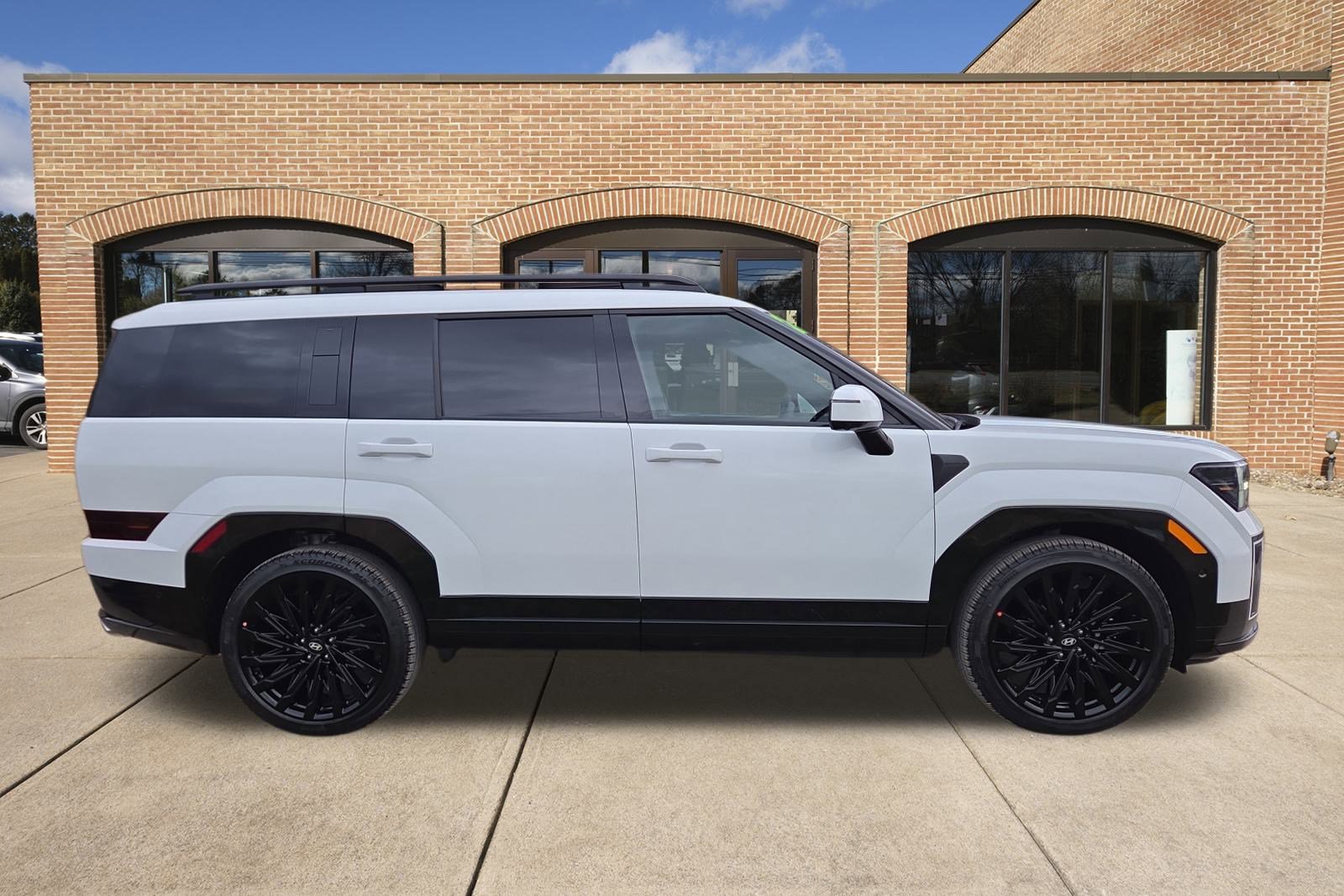 2026 Hyundai Santa Fe Calligraphy photo 2