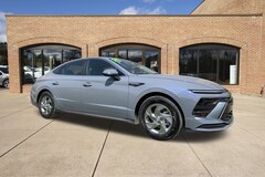 2025 Hyundai Sonata SE Sedan