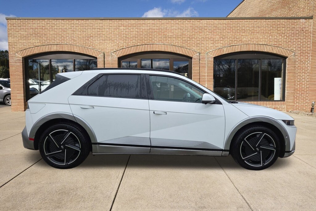 New 2026 Hyundai IONIQ 5 SEL SUV