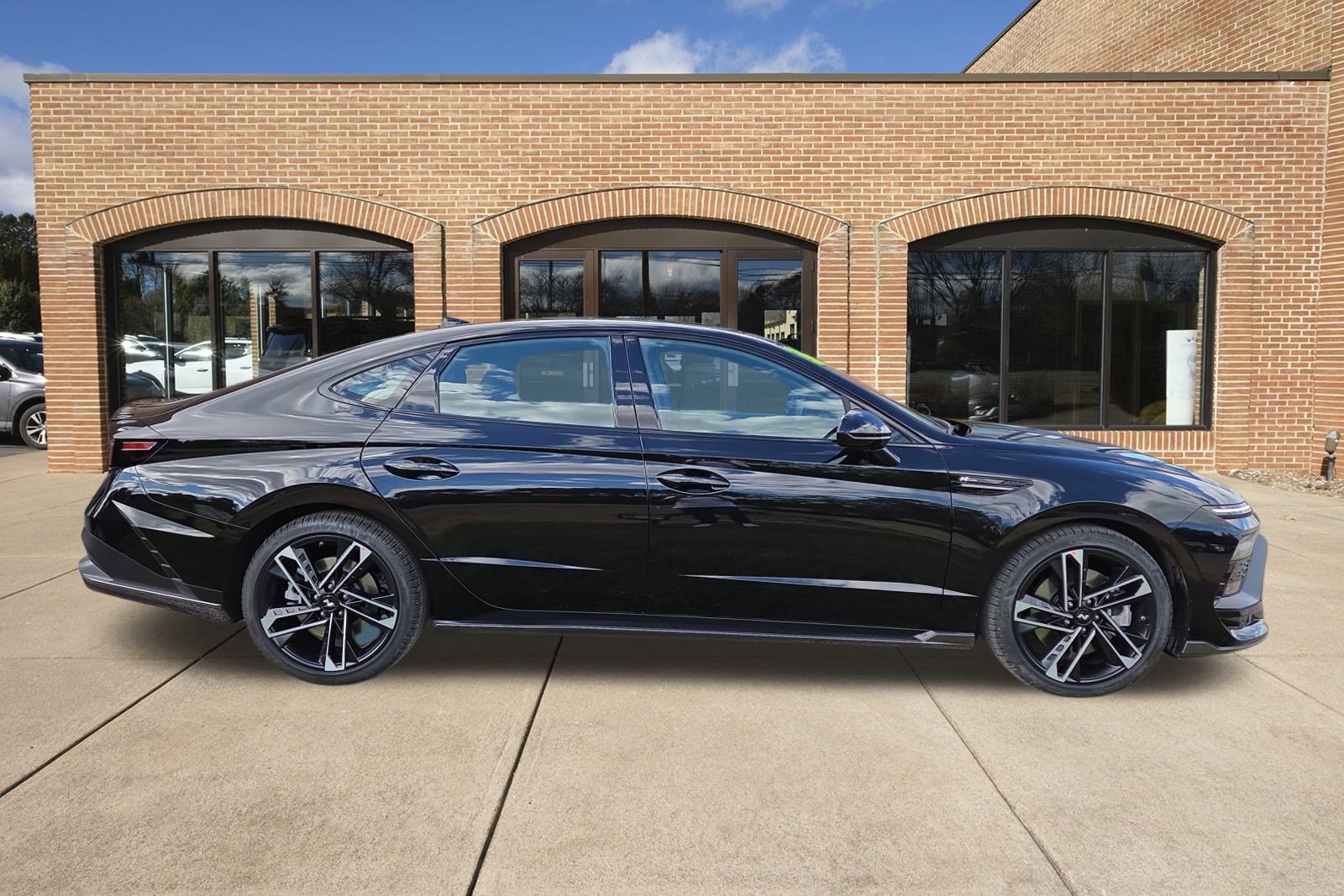 2026 Hyundai Sonata N Line photo 2