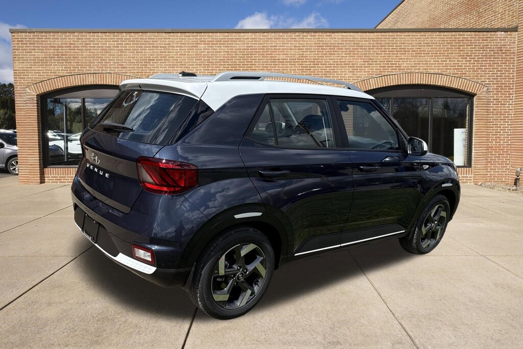 New 2026 Hyundai Venue SEL SUV