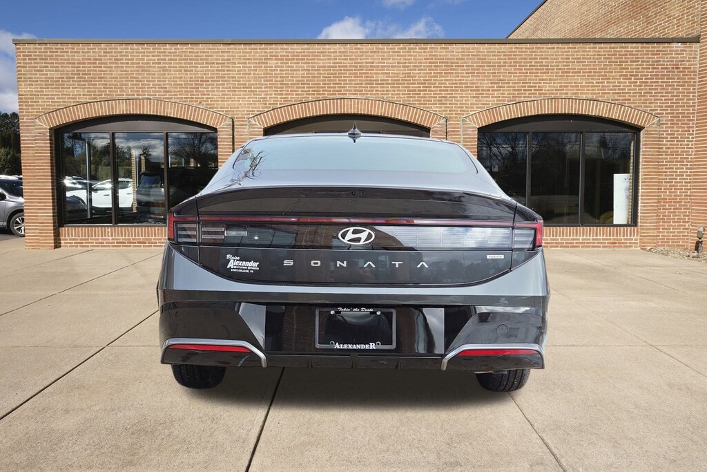 New 2026 Hyundai Sonata Hybrid SEL Sedan