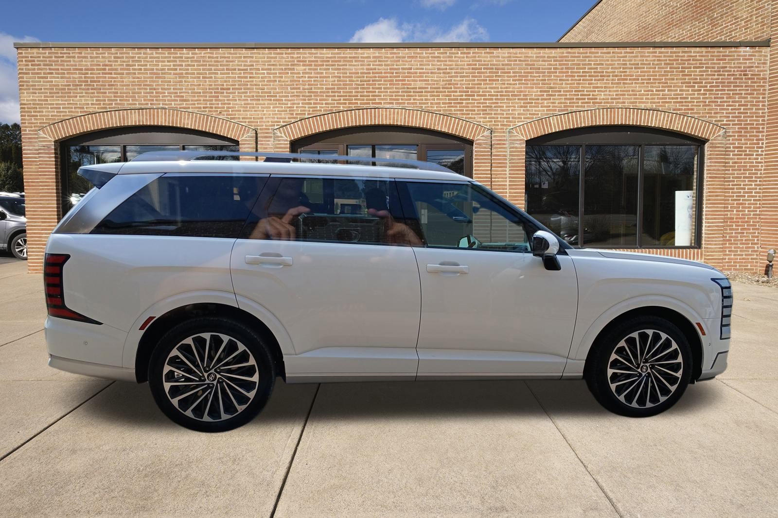 2026 Hyundai Palisade Calligraphy photo 2