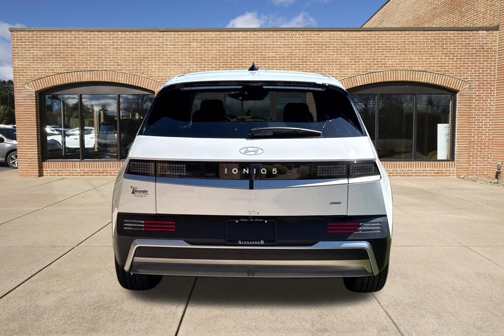 New 2026 Hyundai IONIQ 5 SEL SUV