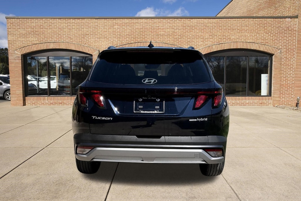 New 2026 Hyundai Tucson Hybrid SEL SUV
