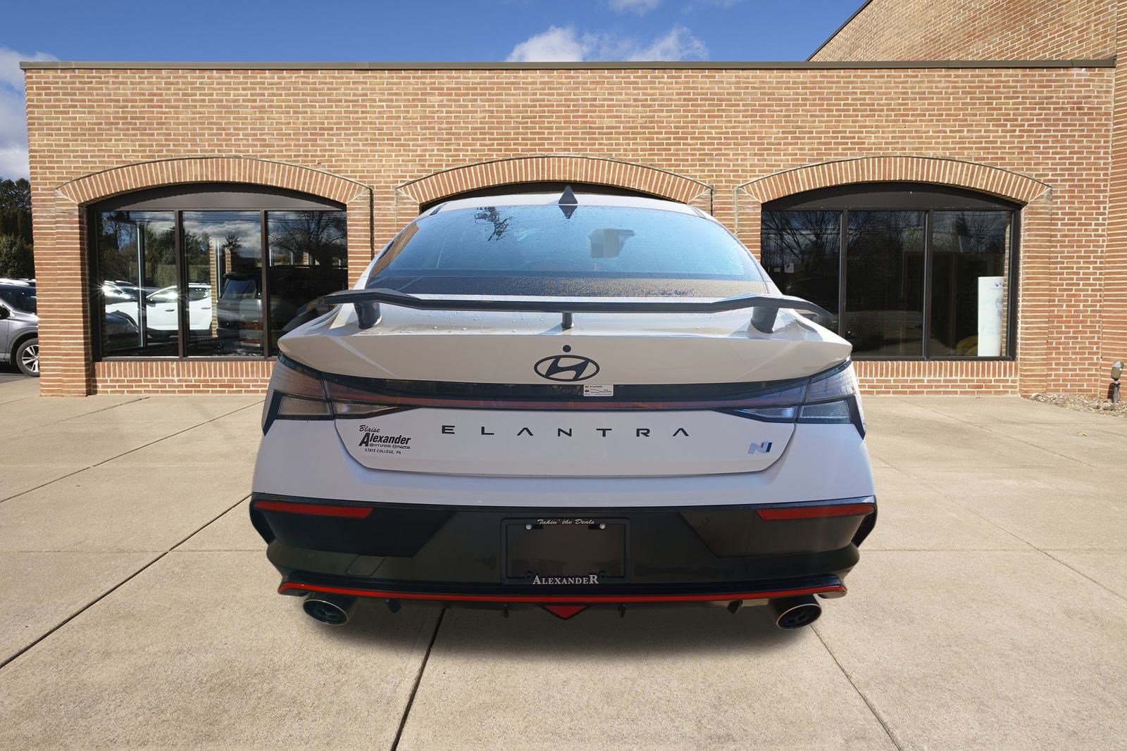 2025 Hyundai Elantra N photo 3