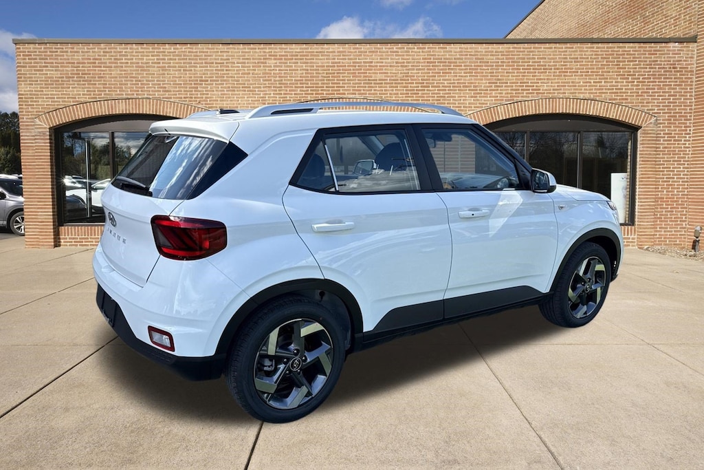 New 2026 Hyundai Venue SEL SUV