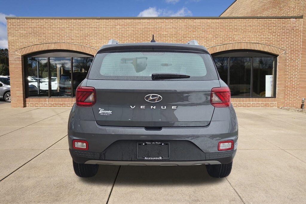 New 2026 Hyundai Venue SEL SUV