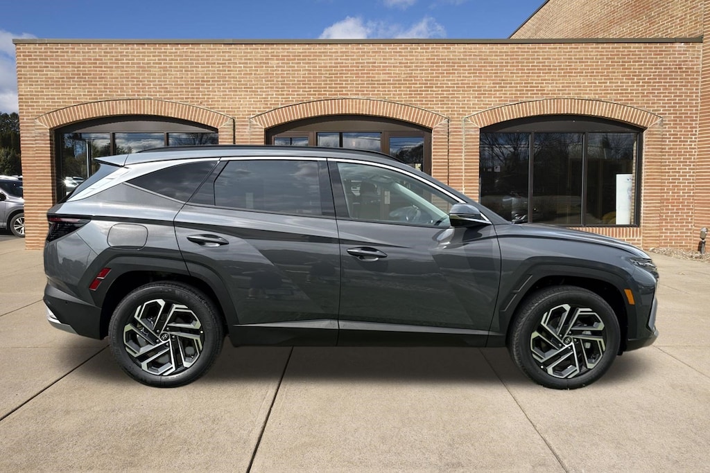 New 2026 Hyundai Tucson Plug-In Hybrid Limited SUV