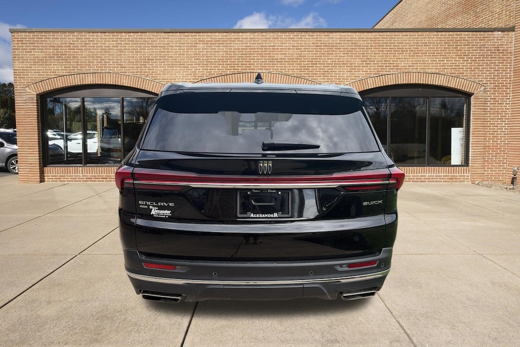 Used 2026 Buick Enclave Preferred SUV