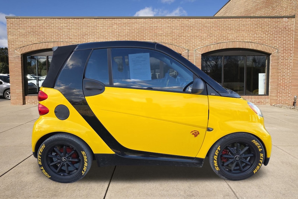 Used 2009 smart Fortwo  Convertible