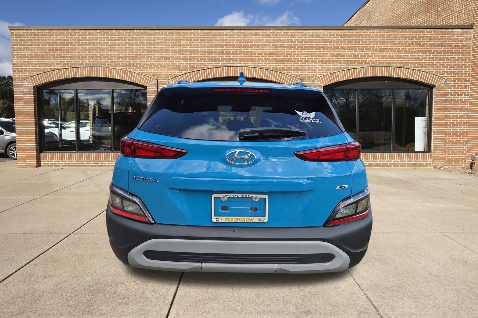 2023 Hyundai Kona SEL photo 4