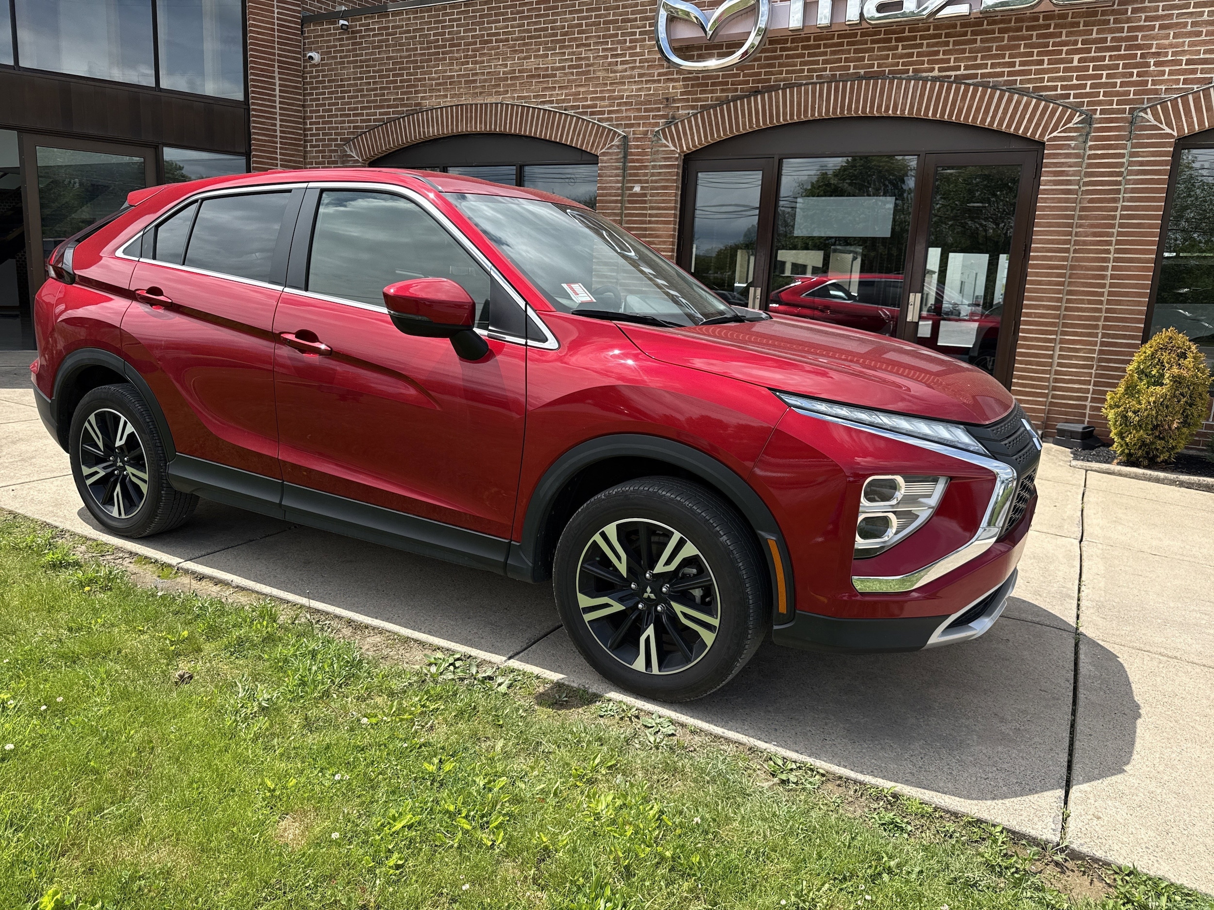 2025 Mitsubishi Eclipse Cross SE S-AWC's photo