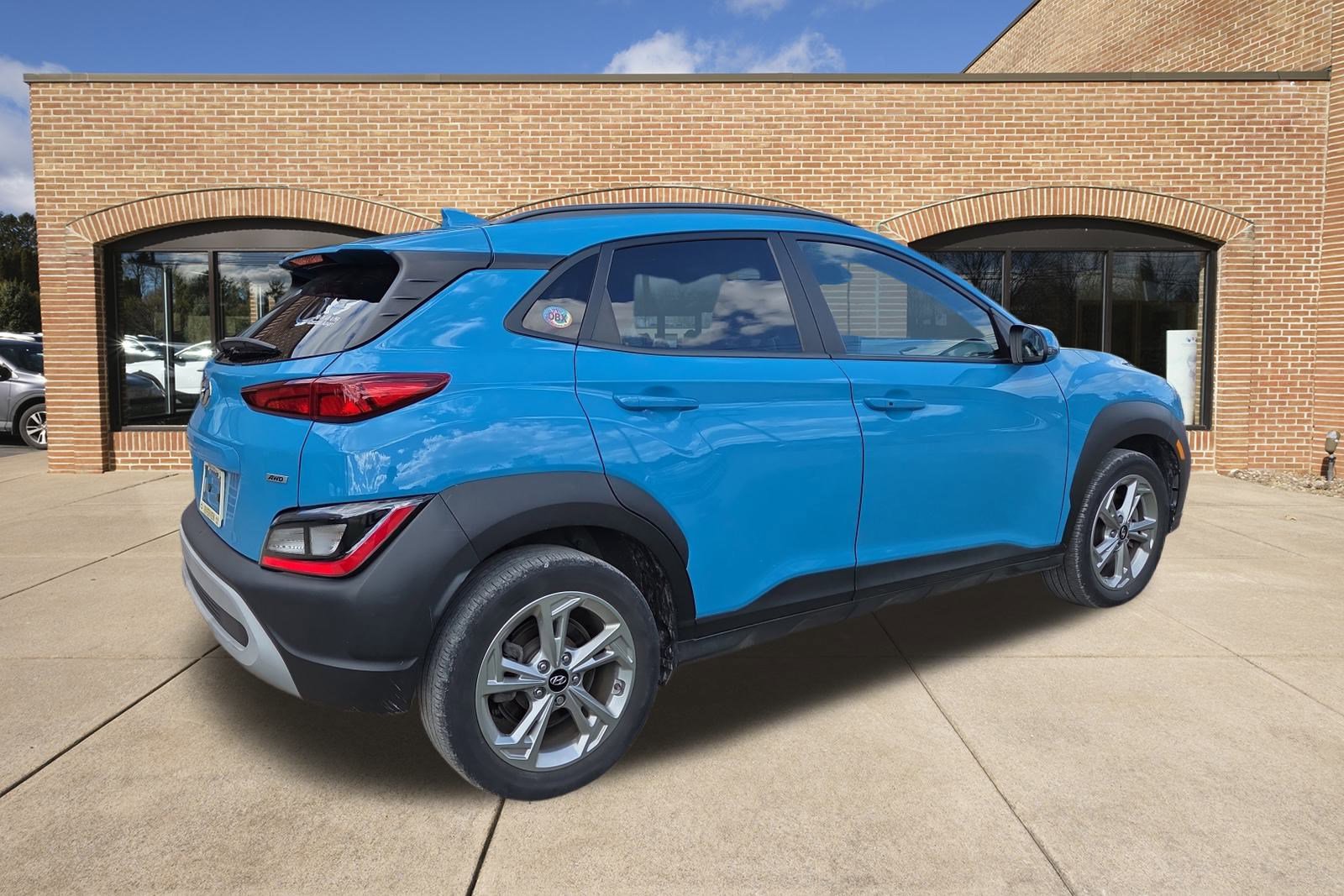 2023 Hyundai Kona SEL photo 3