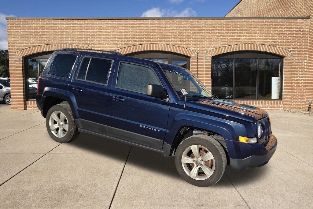 Used 2017 Jeep Patriot Latitude 4x4 SUV