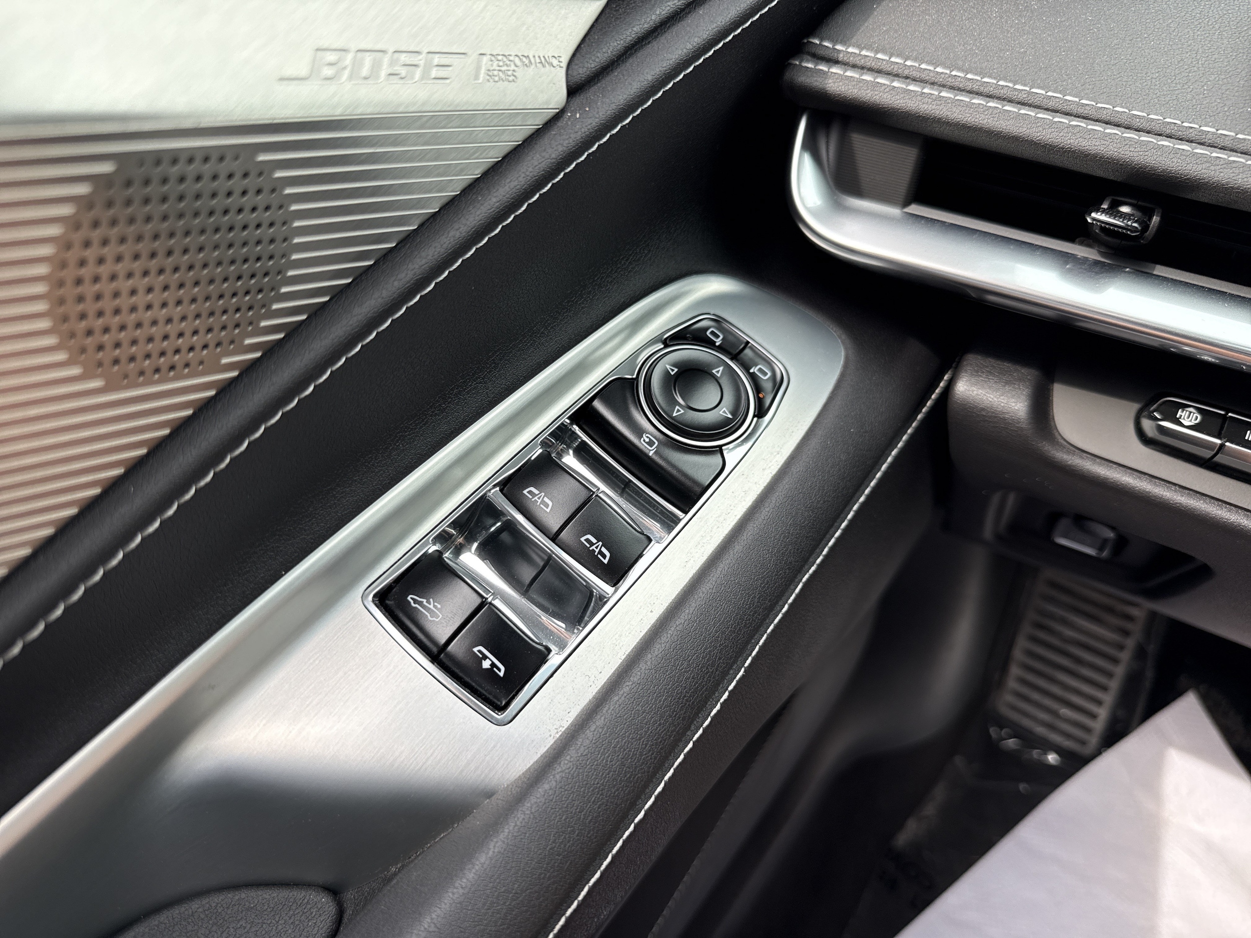 2024 Chevrolet Corvette 2LT - Photo 15