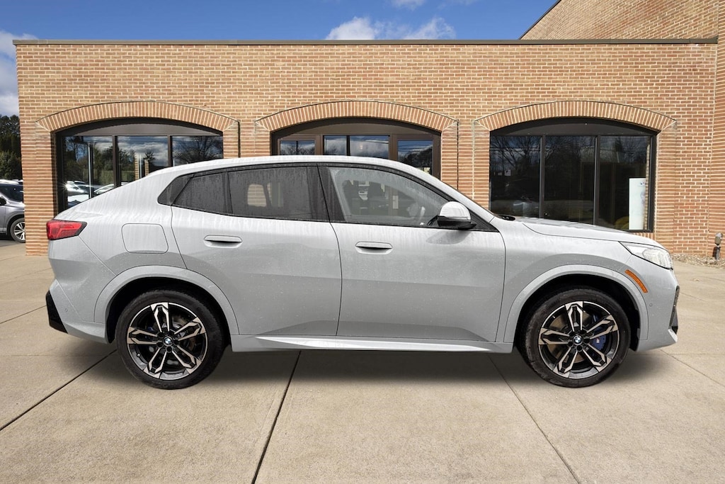 Used 2025 BMW X2 xDrive28i SUV