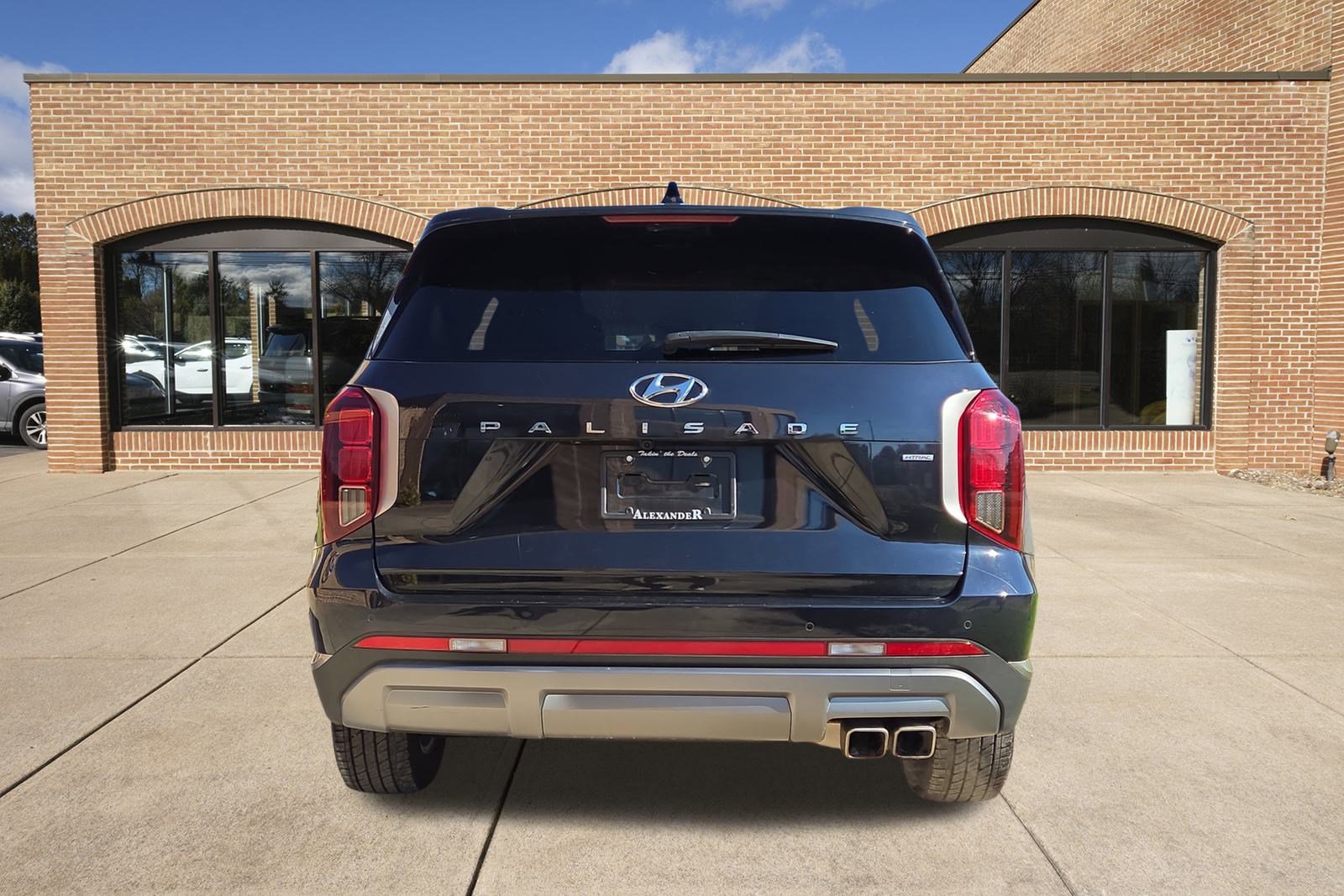 2025 Hyundai Palisade SEL photo 4