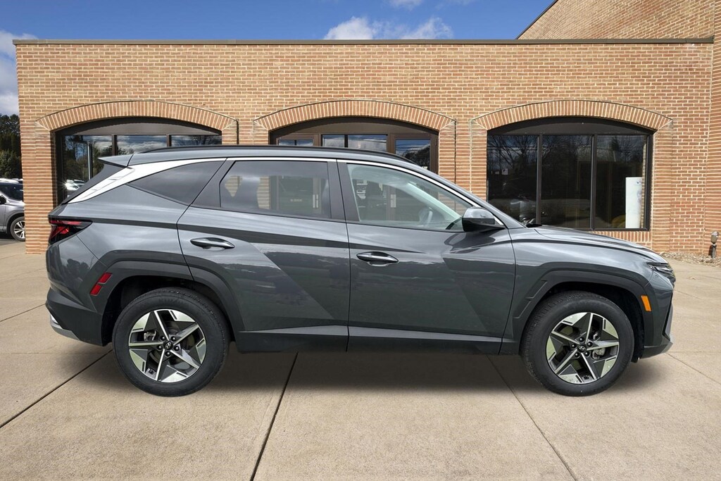 Used 2025 Hyundai Tucson SEL SUV