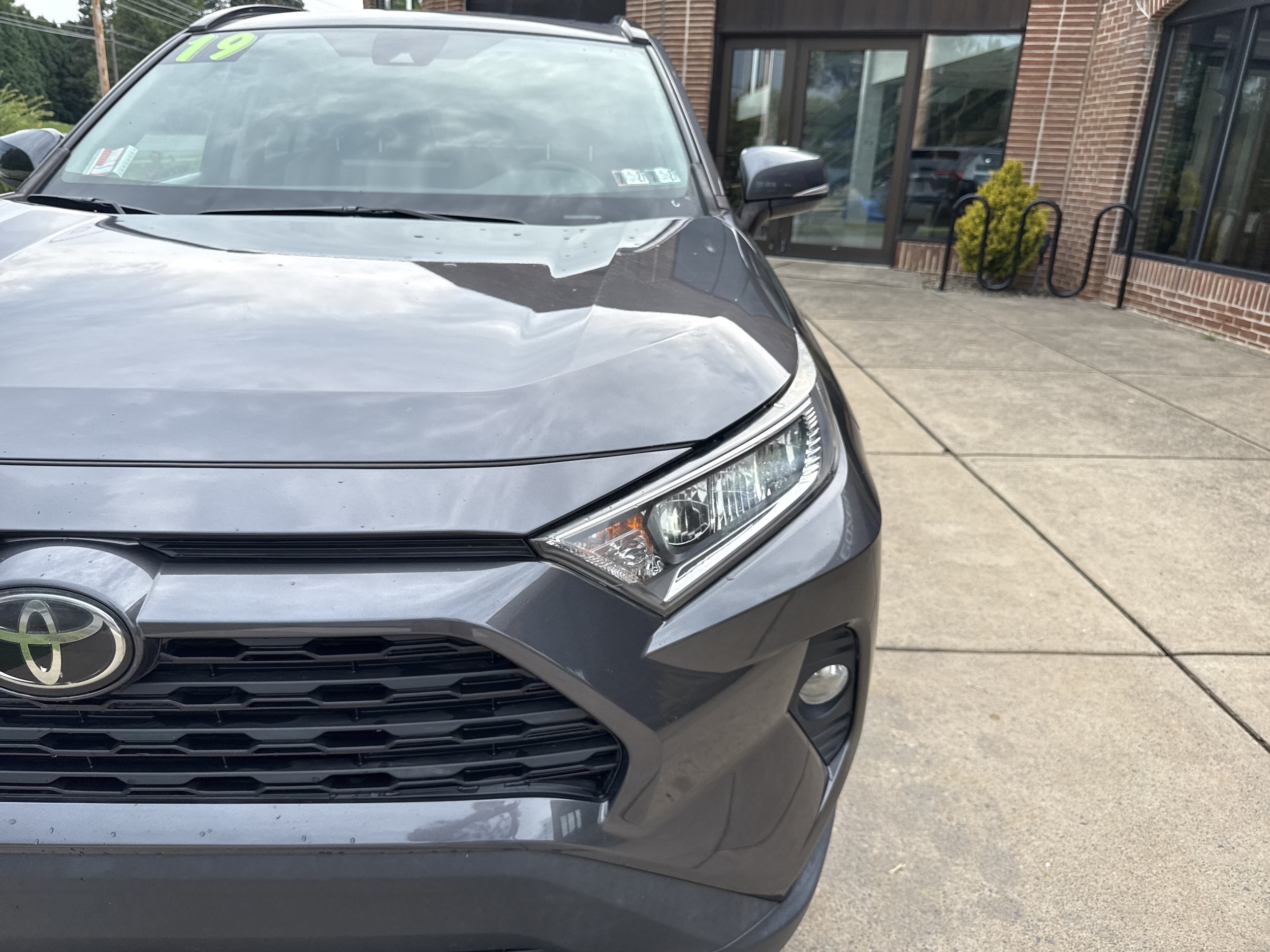 2019 Toyota RAV4 XLE - Photo 19