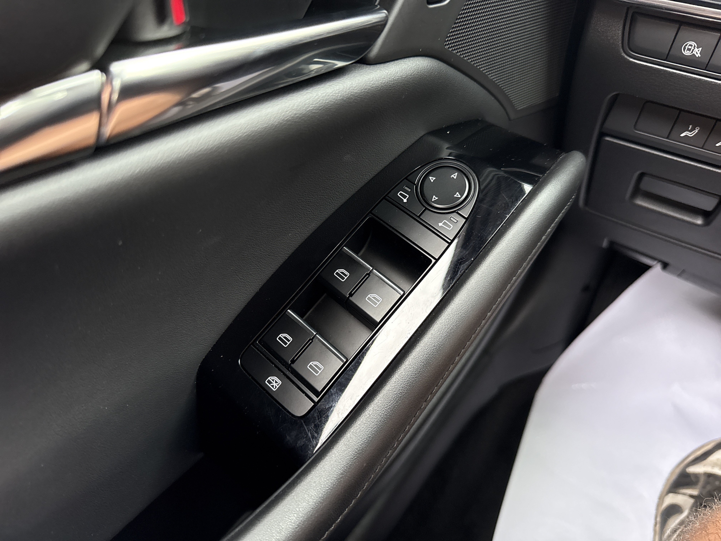 2025 Mazda Mazda3 Preferred - Photo 16