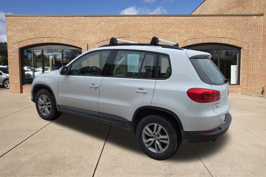 Used 2017 Volkswagen Tiguan 2.0T S 4MOTION SUV