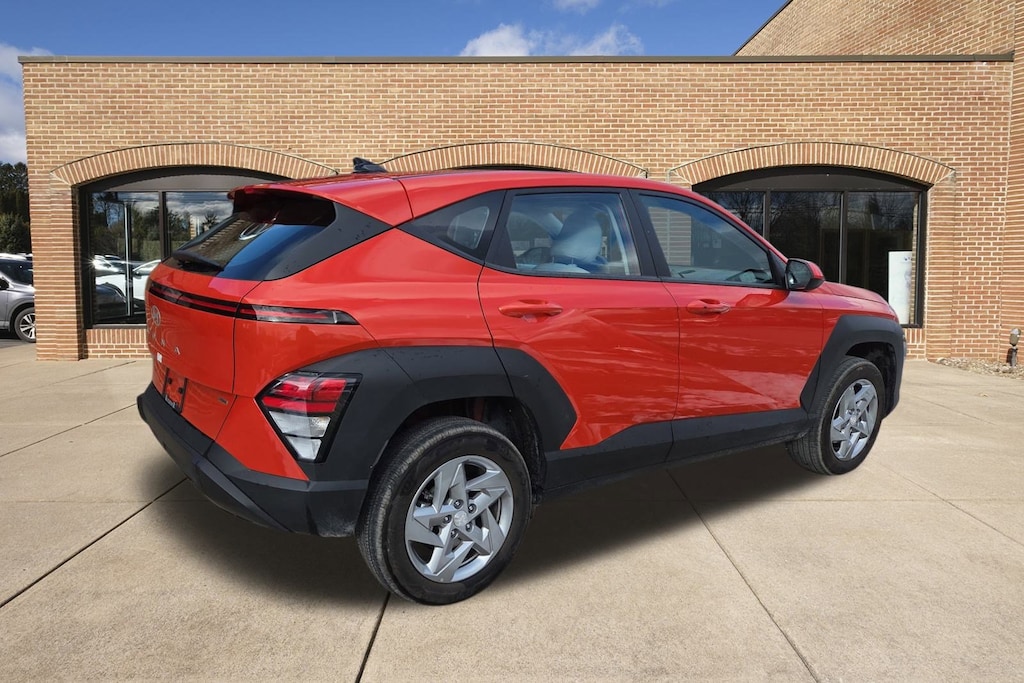 Used 2025 Hyundai Kona SE SUV