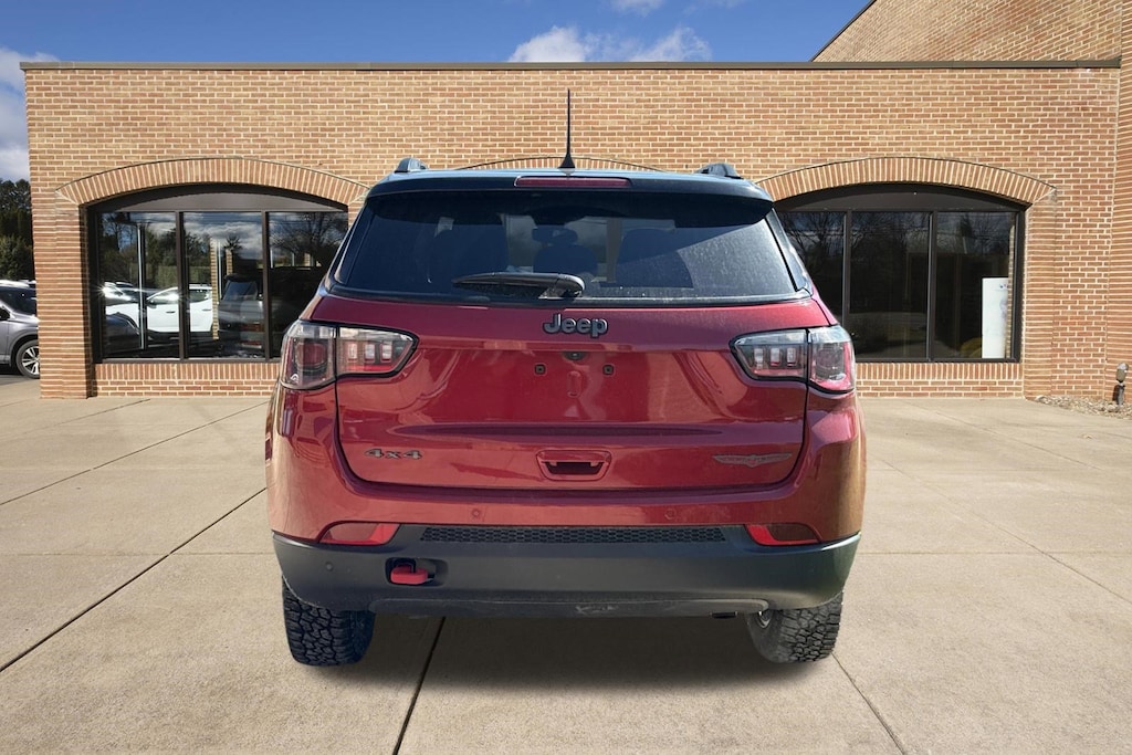 Used 2025 Jeep Compass Trailhawk SUV