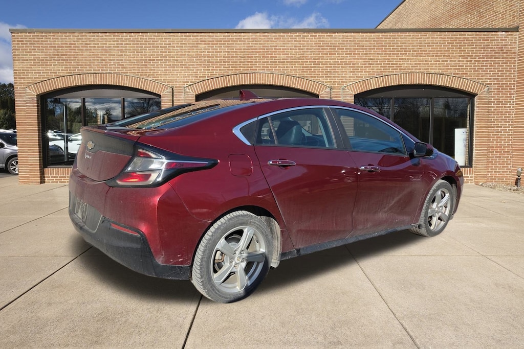 Used 2017 Chevrolet Volt LT Hatchback