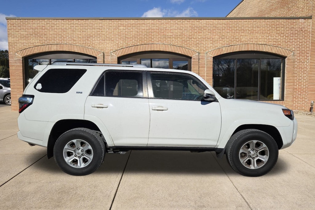 Used 2017 Toyota 4Runner SR5 SUV