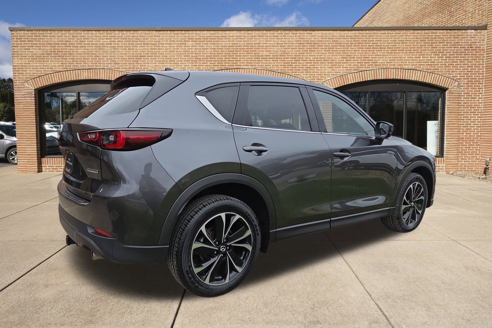 2023 Mazda CX-5 2.5 S Premium photo 3