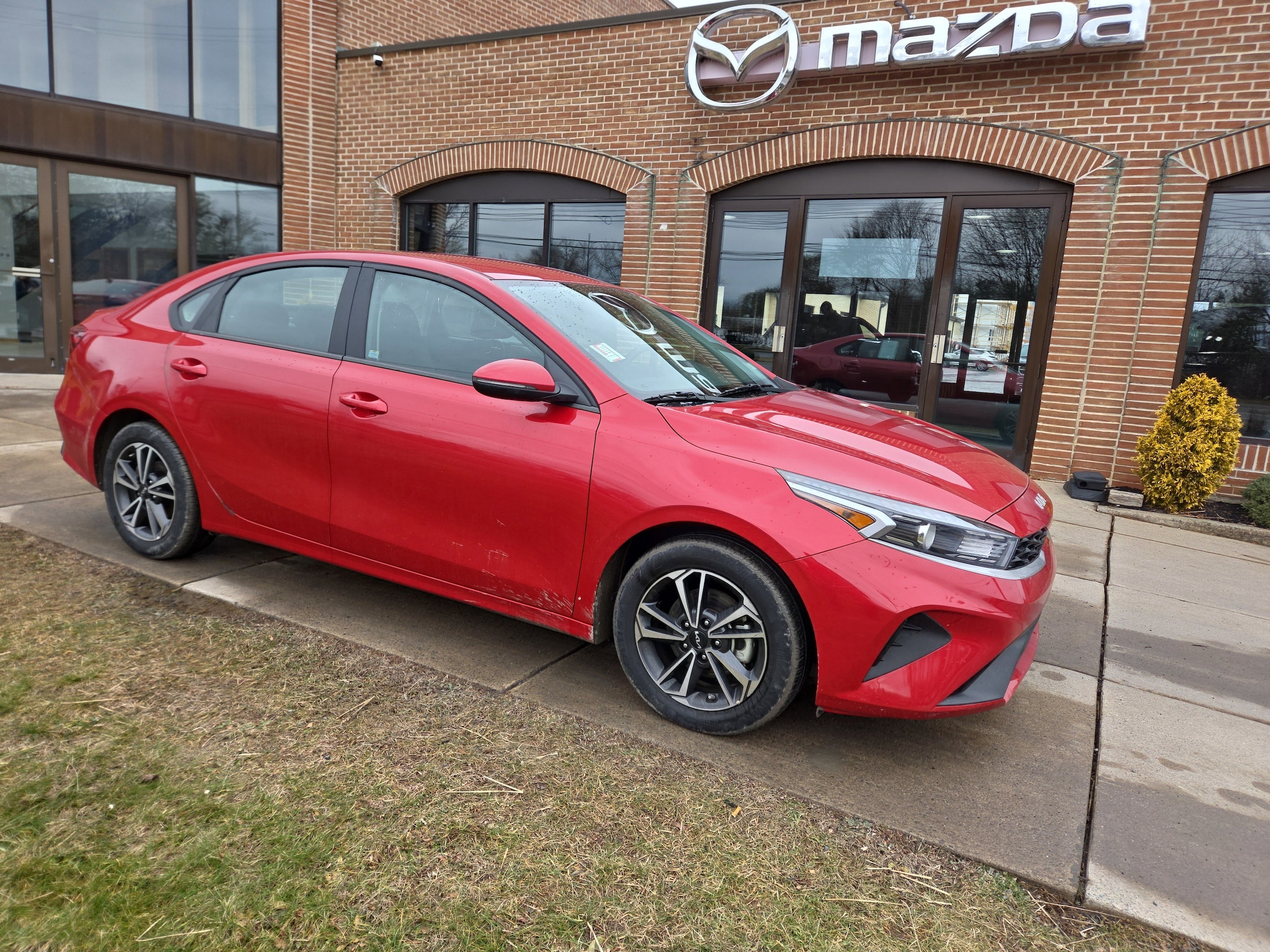 2024 Kia Forte LXS's photo