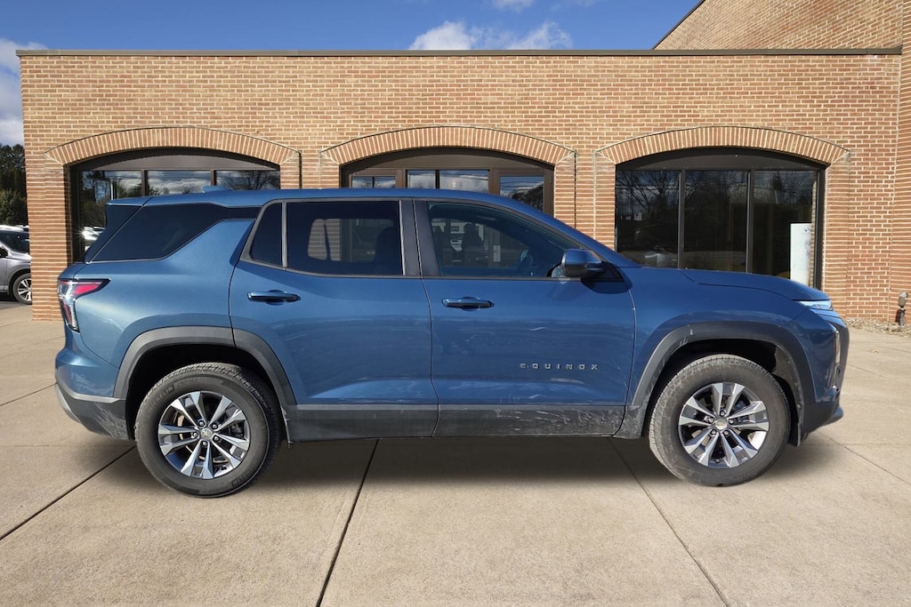Used 2025 Chevrolet Equinox LT SUV