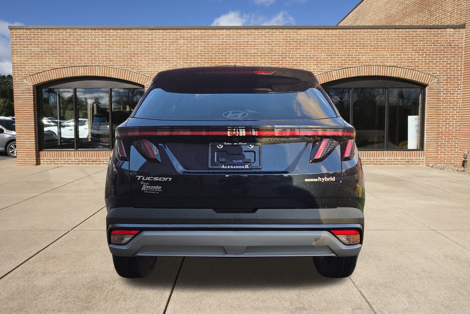 2025 Hyundai Tucson Hybrid SEL Convenience photo 4