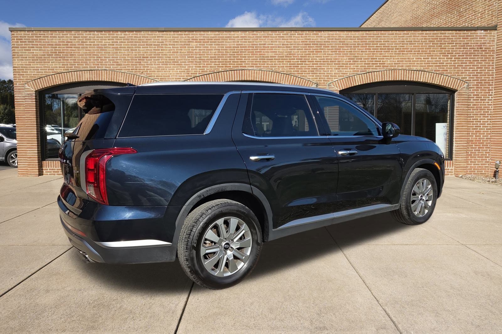 2025 Hyundai Palisade SEL photo 3