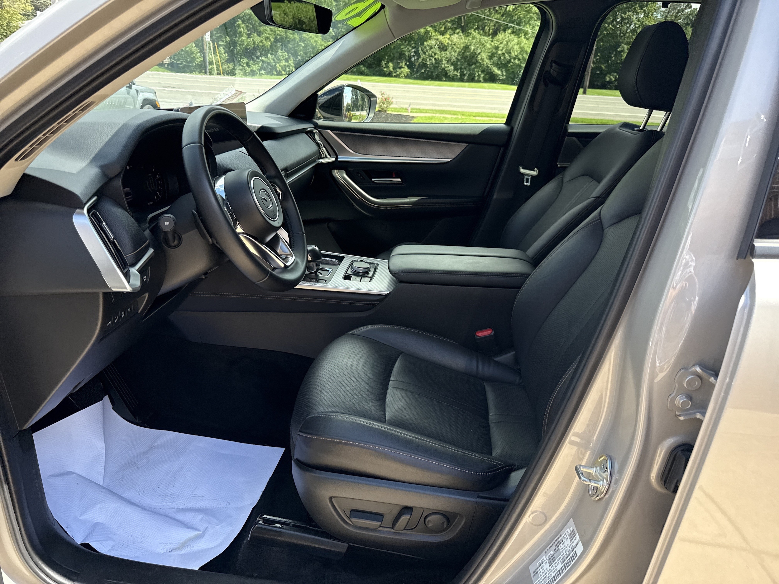 2026 Mazda CX-90 Premium Package - Photo 12