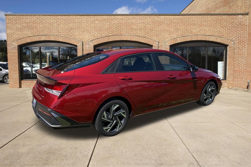 Certified 2025 Hyundai Elantra SEL Sport Sedan
