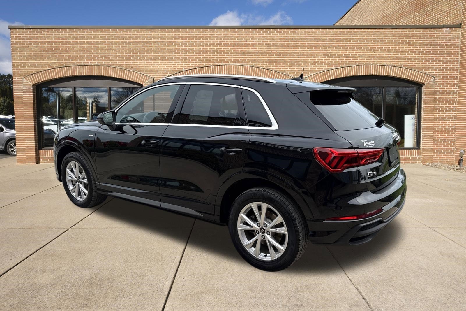 2025 Audi Q3 S Line Premium - Photo 6