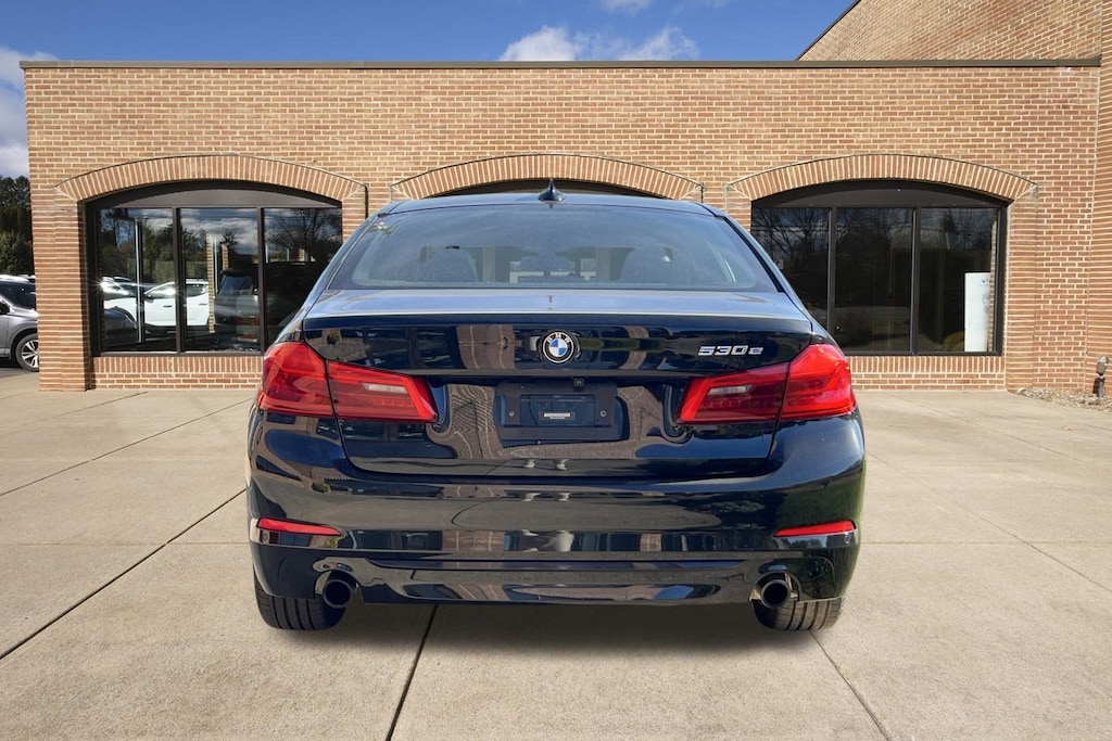 Used 2020 BMW 5 Series xDrive iPerformance Sedan