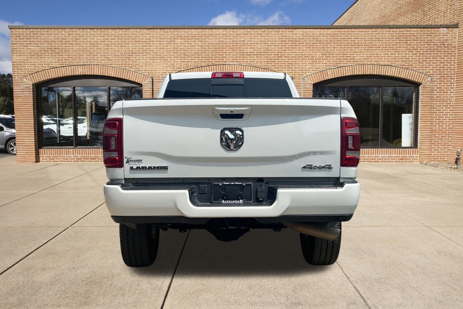 2024 Ram 2500 Laramie photo 4