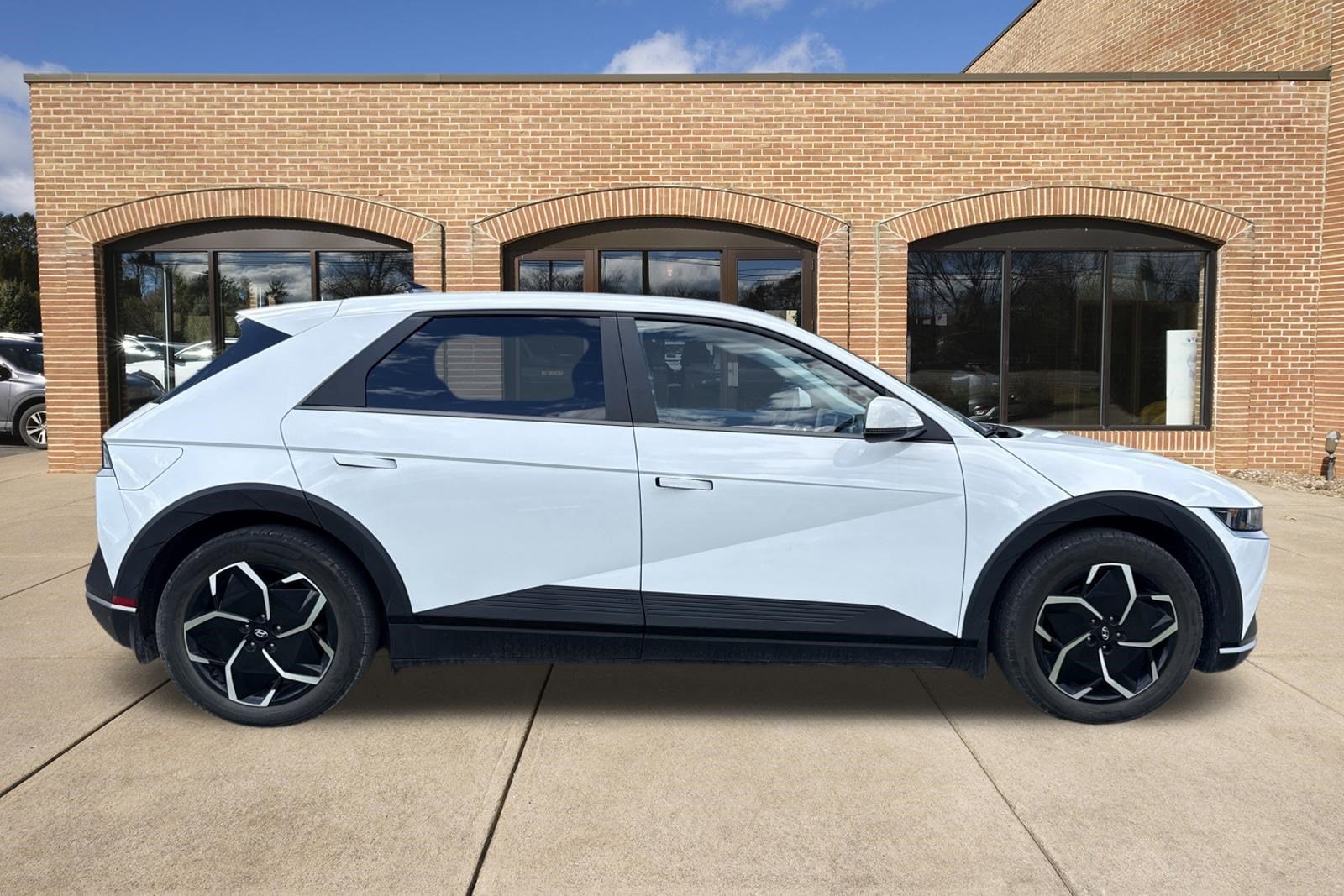 Used 2023 Hyundai IONIQ 5 SEL with VIN KM8KNDAF8PU208078 for sale in State College, PA