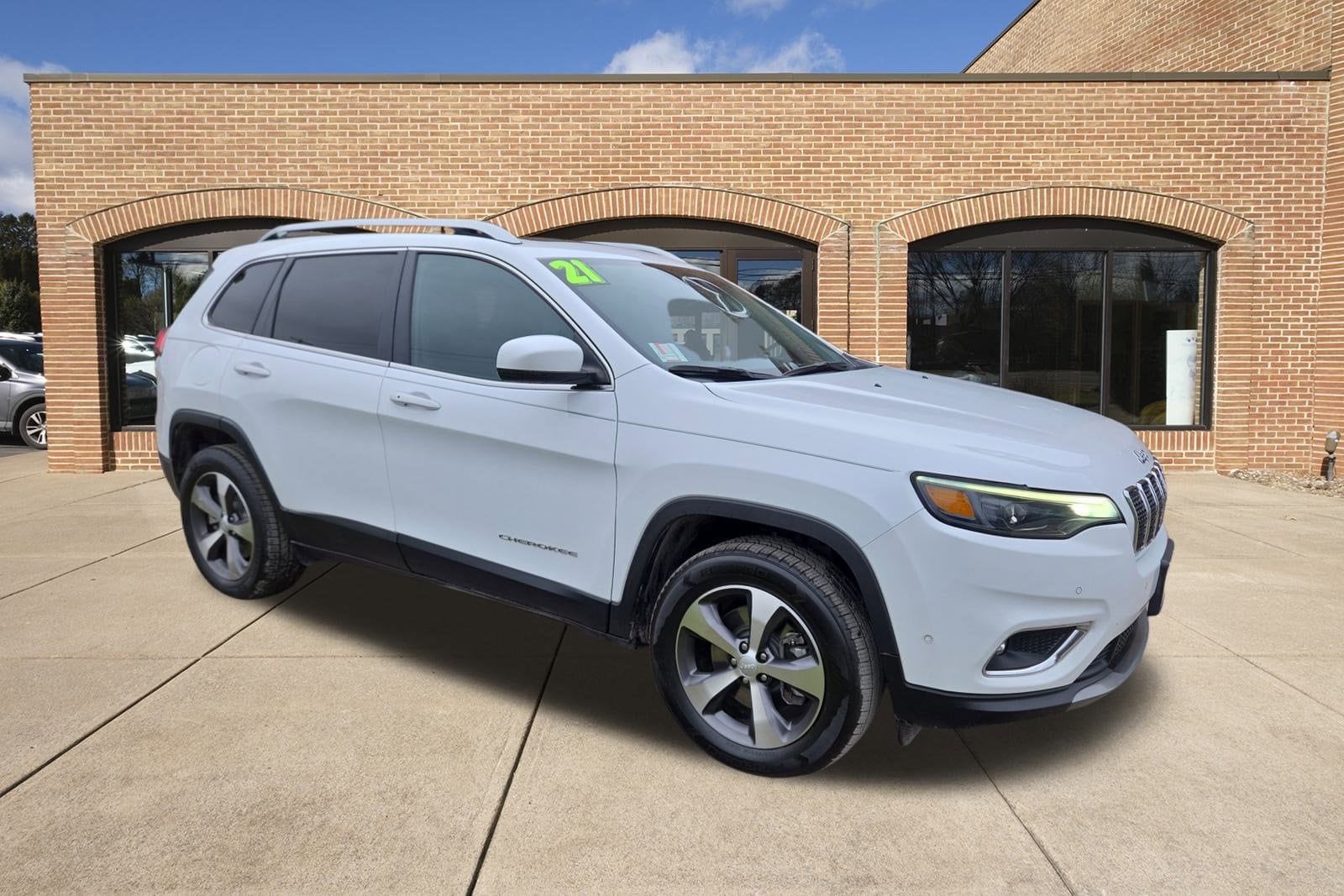 2021 Jeep Cherokee Limited's photo