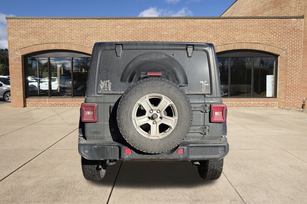 Used 2019 Jeep Wrangler Unlimited Unlimited Sport 4x4 SUV