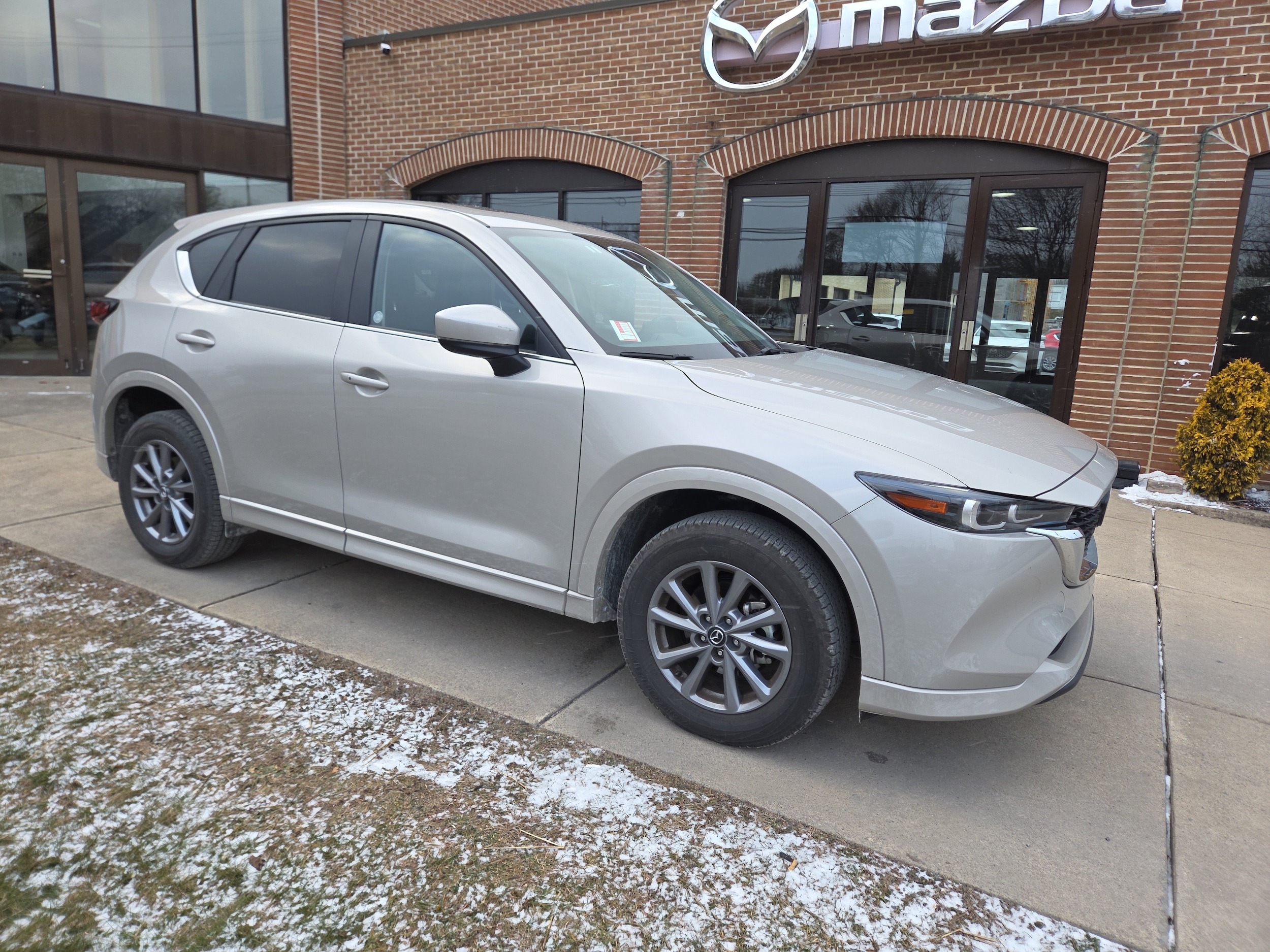 2025 Mazda CX-5 S Preferred package's photo