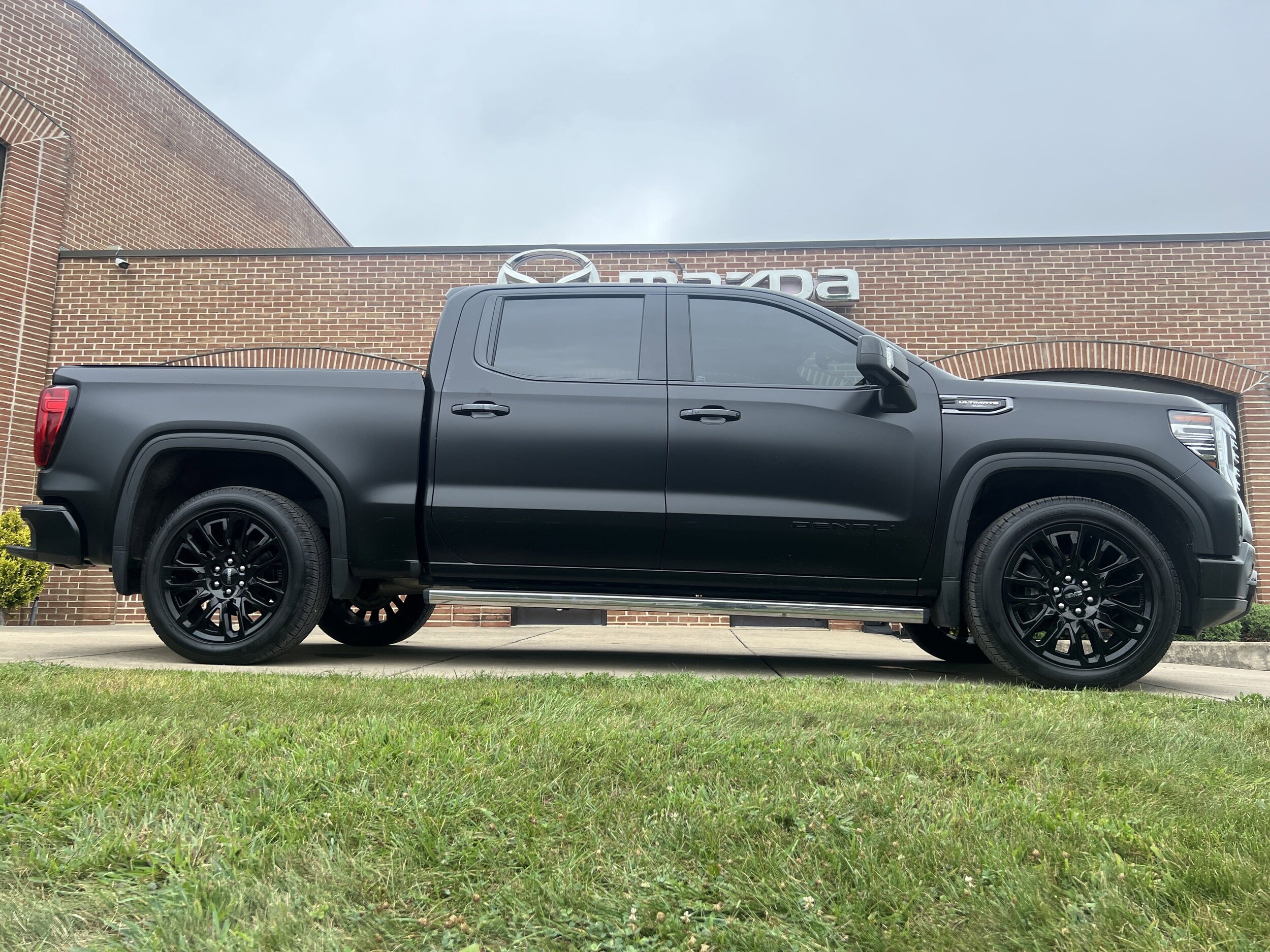 2024 Gmc Sierra 1500 Denali Ultimate photo 2