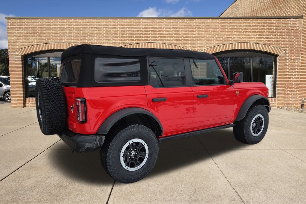 Used 2023 Ford Bronco SUV