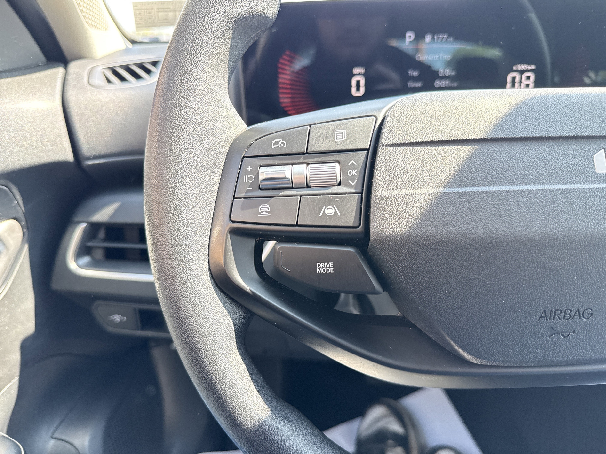 2025 Kia K4 LXS - Photo 20
