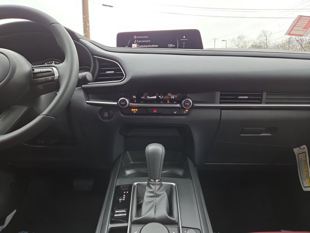 2026 Mazda CX-30 Carbon Edition - Photo 24